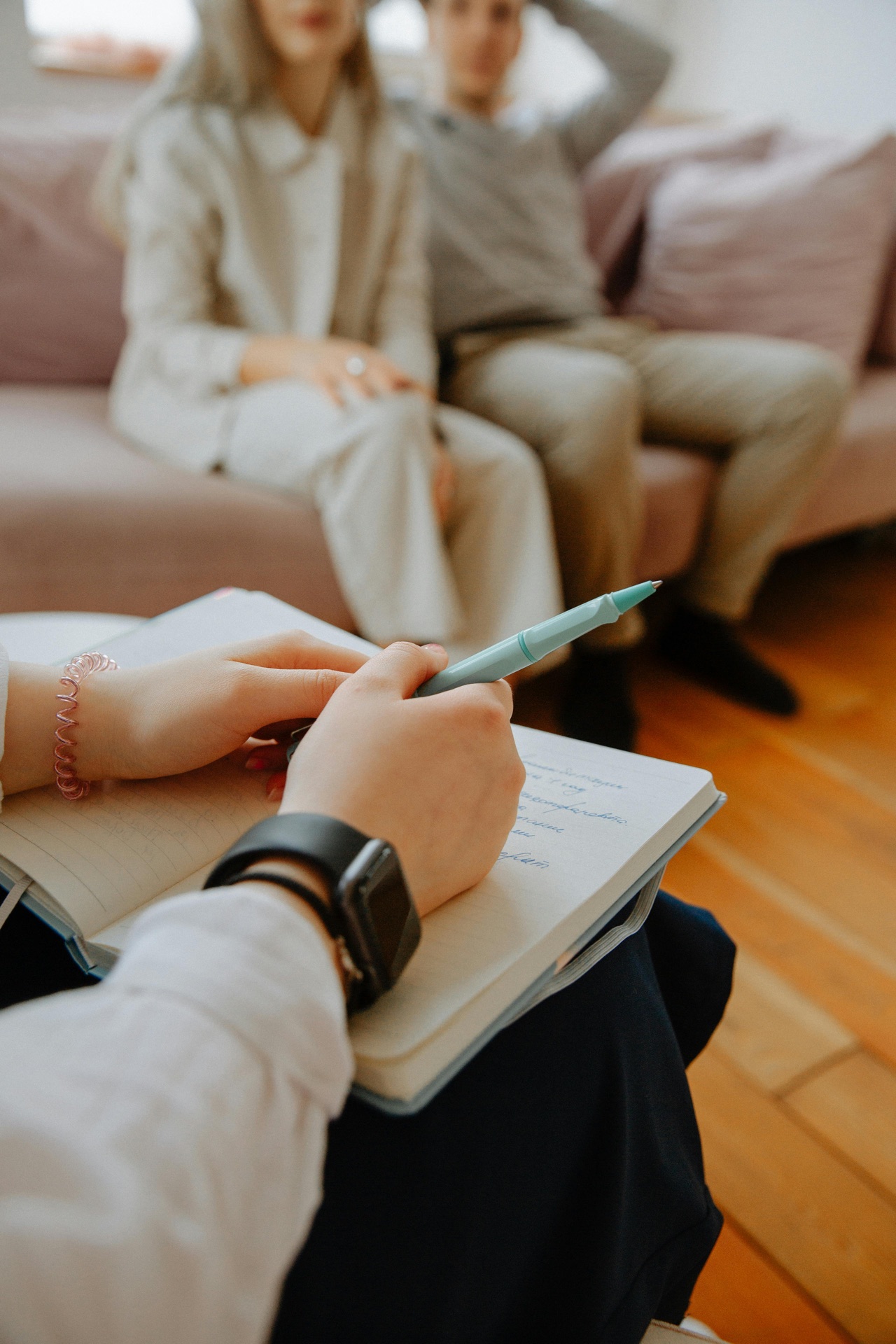 Therapy session with a trained ART clinician in Utah
